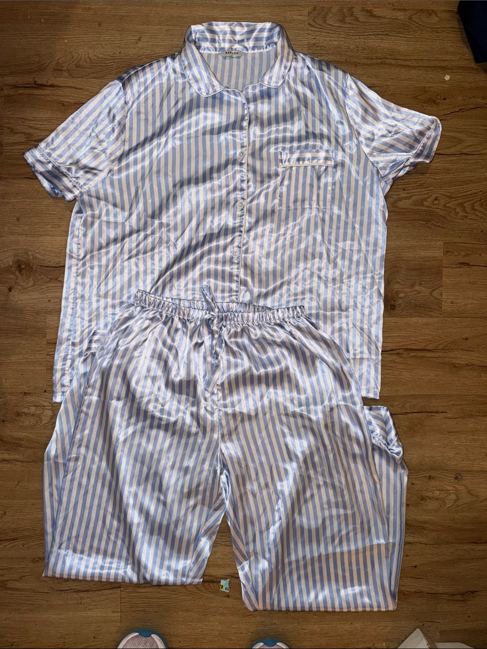Sapjon Women’s Satin Stripe Pajama Set - Light Blue & White size Large
